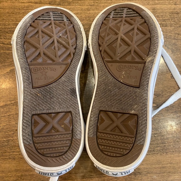 Sz 11 Converse All-Stars special edition sneakers - Picture 5 of 5